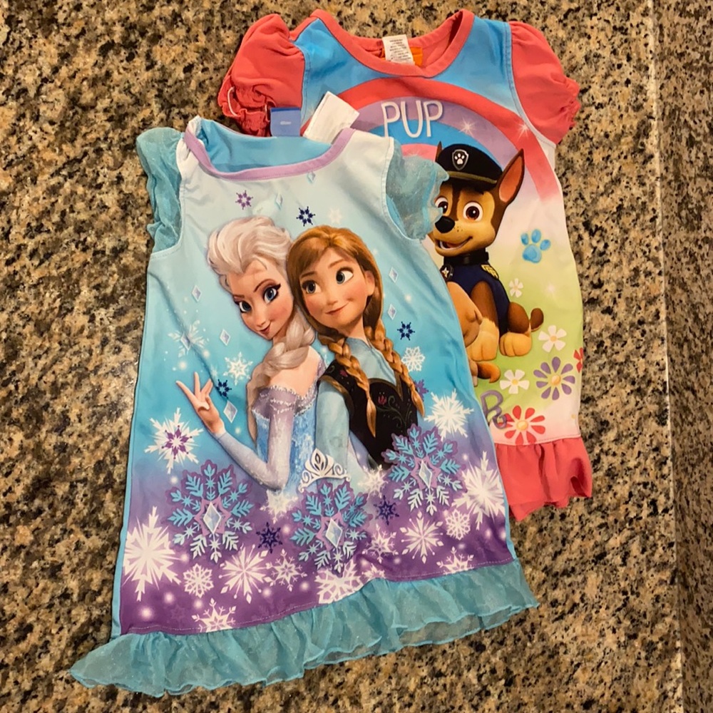 Disney nightgowns 2T, little girl